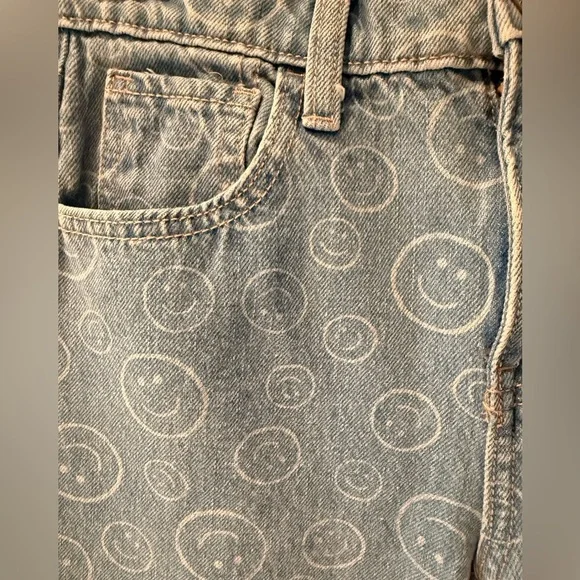Girls wide leg blue smiley face jeans - Picture 2 of 4